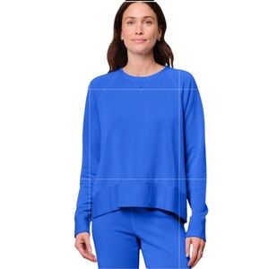 STATESIDE Softest Fleece Raglan Side Slit Sweatshirt in Cobalt Size Medium